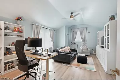 14 Big Piece Rd, Fairfield, NJ 07004 - Photo 25