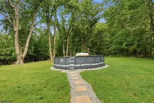 14 Big Piece Rd, Fairfield, NJ 07004 - Photo 33