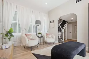 14 Big Piece Rd, Fairfield, NJ 07004 - Photo 27