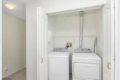 8708 Brittany Dr, Wayne, NJ 07470 - Photo 27