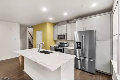 31 S Davenport St, Somerville, NJ 08876 - Photo 5