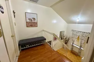 402 Holly Dr, Perth Amboy, NJ 08861 - Photo 9