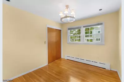 54 Canterbury Dr, Clark Township, NJ 07066 - Photo 19