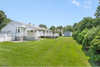 54 Canterbury Dr, Clark Township, NJ 07066 - Photo 27