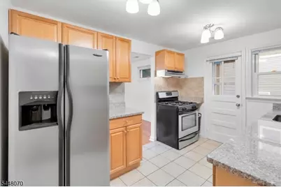 7 Evelyn Road, Roseland, NJ 07068 - Photo 13