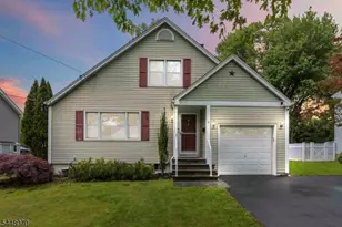 7 Evelyn Rd, Roseland, NJ 07068 - Photo 1