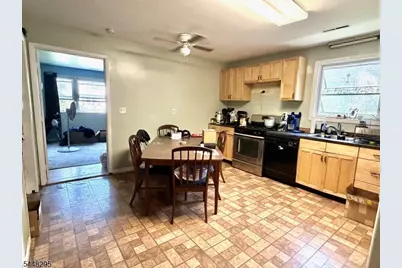 94 S 16th Ave, Manville, NJ 08835 - Photo 5