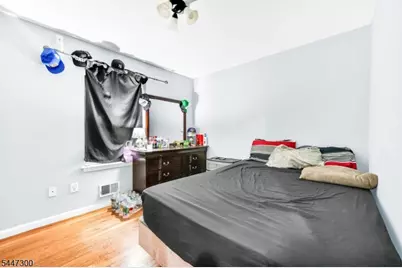 64 Brunswick St, Newark, NJ 07114 - Photo 7