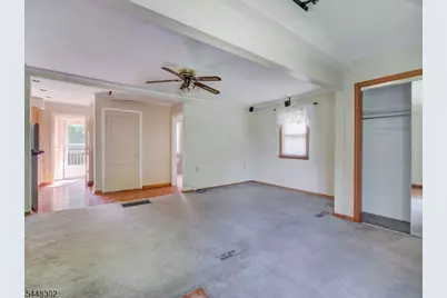 105 Lower Rd, Linden, NJ 07036 - Photo 5
