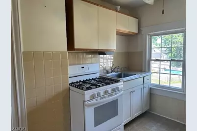 220 Clinton Ave #2, Clifton, NJ 07011 - Photo 33