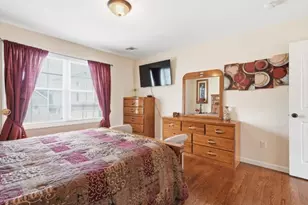 911 Worth Ave, Linden, NJ 07036 - Photo 29