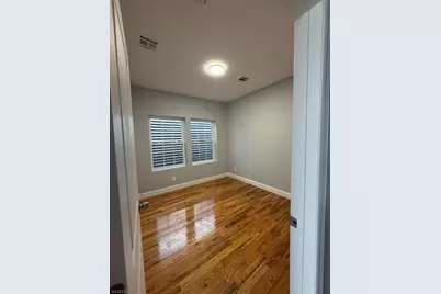 512 S 15th St #3, Newark, NJ 07103 - Photo 5