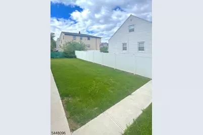 441 W 1st Ave, Roselle, NJ 07203 - Photo 19