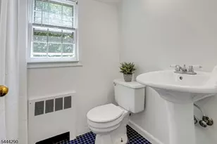 18 Yorke Rd, Mountain Lakes, NJ 07046 - Photo 29