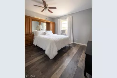 104 W 18th St, Linden, NJ 07036 - Photo 21