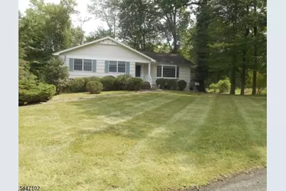 4 Sage Dr, Warren Township, NJ 07059 - Photo 3
