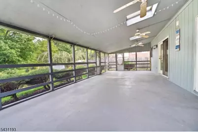 319 Center St, Phillipsburg, NJ 08865 - Photo 5