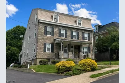 321 Center St, Phillipsburg, NJ 08865 - Photo 1