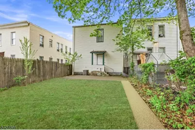 37 Tichenor Ter, Irvington, NJ 07111 - Photo 25