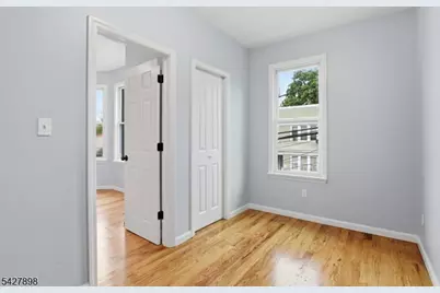 37 Tichenor Ter, Irvington, NJ 07111 - Photo 9