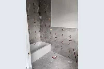 48 Willoughby St, Newark, NJ 07112 - Photo 11