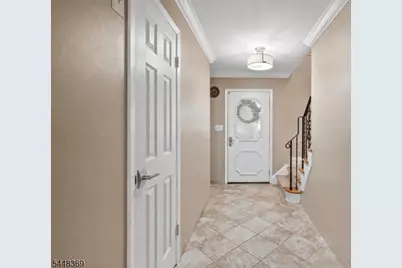 16 Adrian St, Pompton Lakes, NJ 07442 - Photo 5
