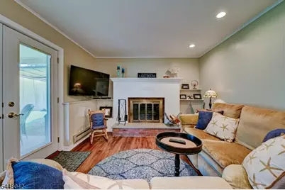 102 Tomahawk Trl, Sparta Township, NJ 07871 - Photo 21