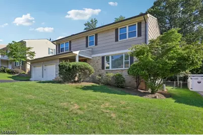 44 Leonhard Dr, Haledon, NJ 07508 - Photo 3