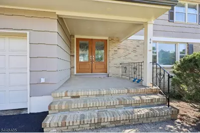 44 Leonhard Dr, Haledon, NJ 07508 - Photo 5