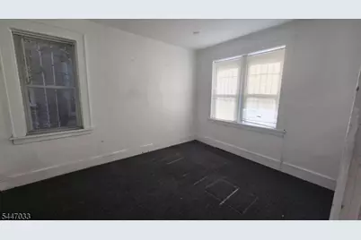 246 Lakeview Ave, Clifton, NJ 07011 - Photo 7