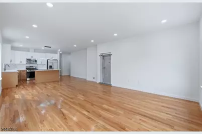 54 Pennsylvania Ave, Newark, NJ 07114 - Photo 13