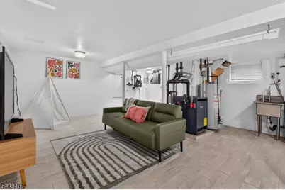 139 Headley Ter, Irvington, NJ 07111 - Photo 29