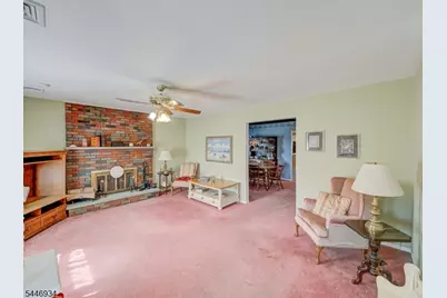 319 Marion Pl, Manville, NJ 08835 - Photo 3