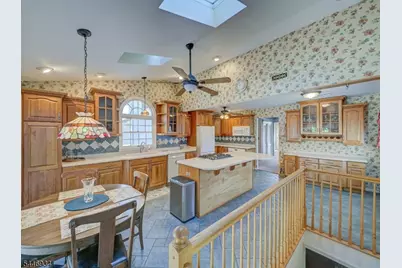 319 Marion Pl, Manville, NJ 08835 - Photo 9