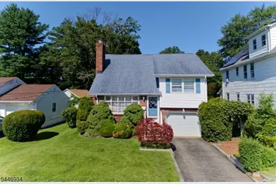 319 Marion Pl, Manville, NJ 08835 - Photo 1