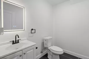 434 S 10th St, Newark, NJ 07103 - Photo 23