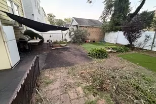 16 Hazel Pl, Irvington, NJ 07111 - Photo 23