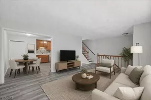 52 Burlington Ct, Hamburg, NJ 07419 - Photo 3