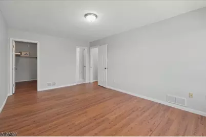 52 Burlington Ct #52, Hamburg, NJ 07419 - Photo 13