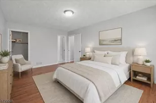 52 Burlington Ct, Hamburg, NJ 07419 - Photo 7