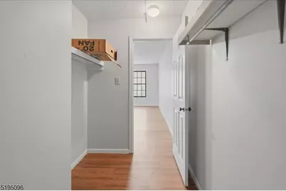 52 Burlington Ct #52, Hamburg, NJ 07419 - Photo 17