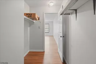 52 Burlington Ct, Hamburg, NJ 07419 - Photo 17