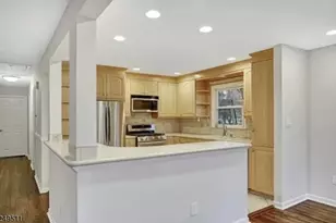 10 Cedar St, Bridgewater, NJ 08807 - Photo 5