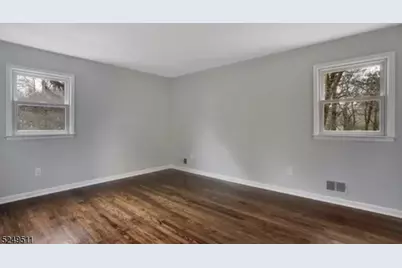 10 Cedar St, Bridgewater, NJ 08807 - Photo 7