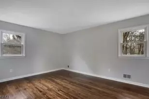 10 Cedar St, Bridgewater, NJ 08807 - Photo 7