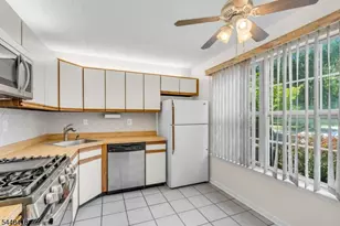 91 Chelsea Ct, Franklin Township, NJ 08823 - Photo 13