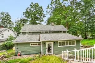 209 Hudson Ave, Hopatcong, NJ 07843 - Photo 7