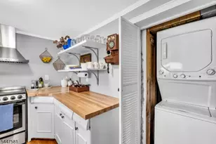 209 Hudson Ave, Hopatcong, NJ 07843 - Photo 11