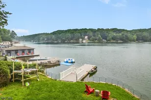 209 Hudson Ave, Hopatcong, NJ 07843 - Photo 39