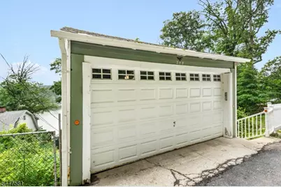 209 Hudson Ave, Hopatcong, NJ 07843 - Photo 29